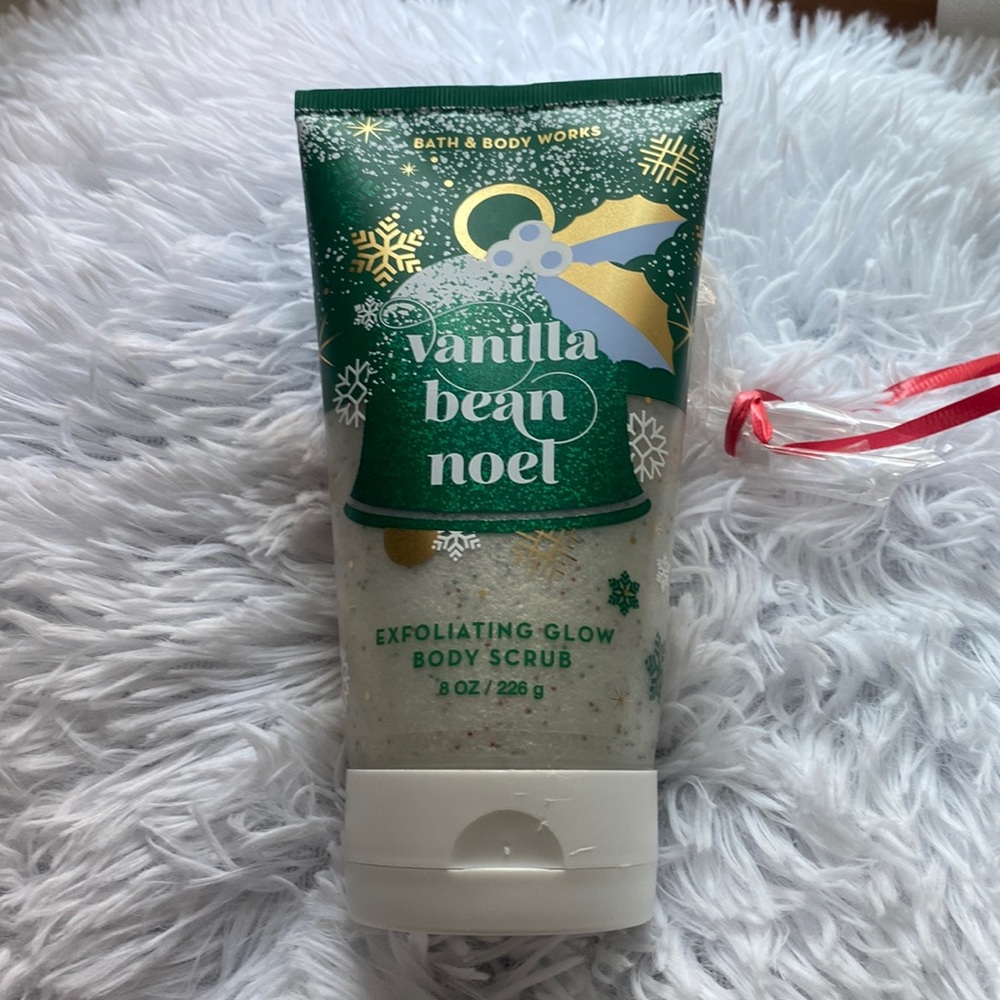 LIMITED EDITION 2022 CHRISTMAS VANILLA BEAN NOEL SCRUB